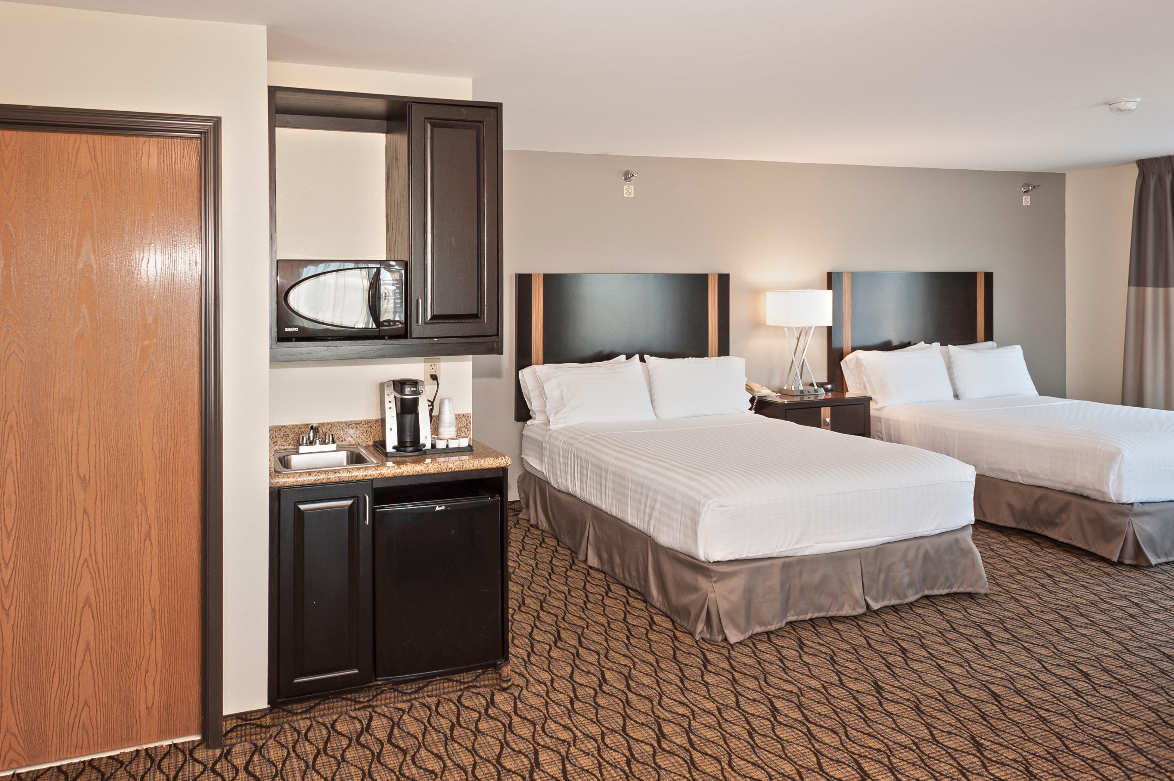 Holiday Inn Express Hotel & Suites Chanhassen By Ihg Exteriör bild