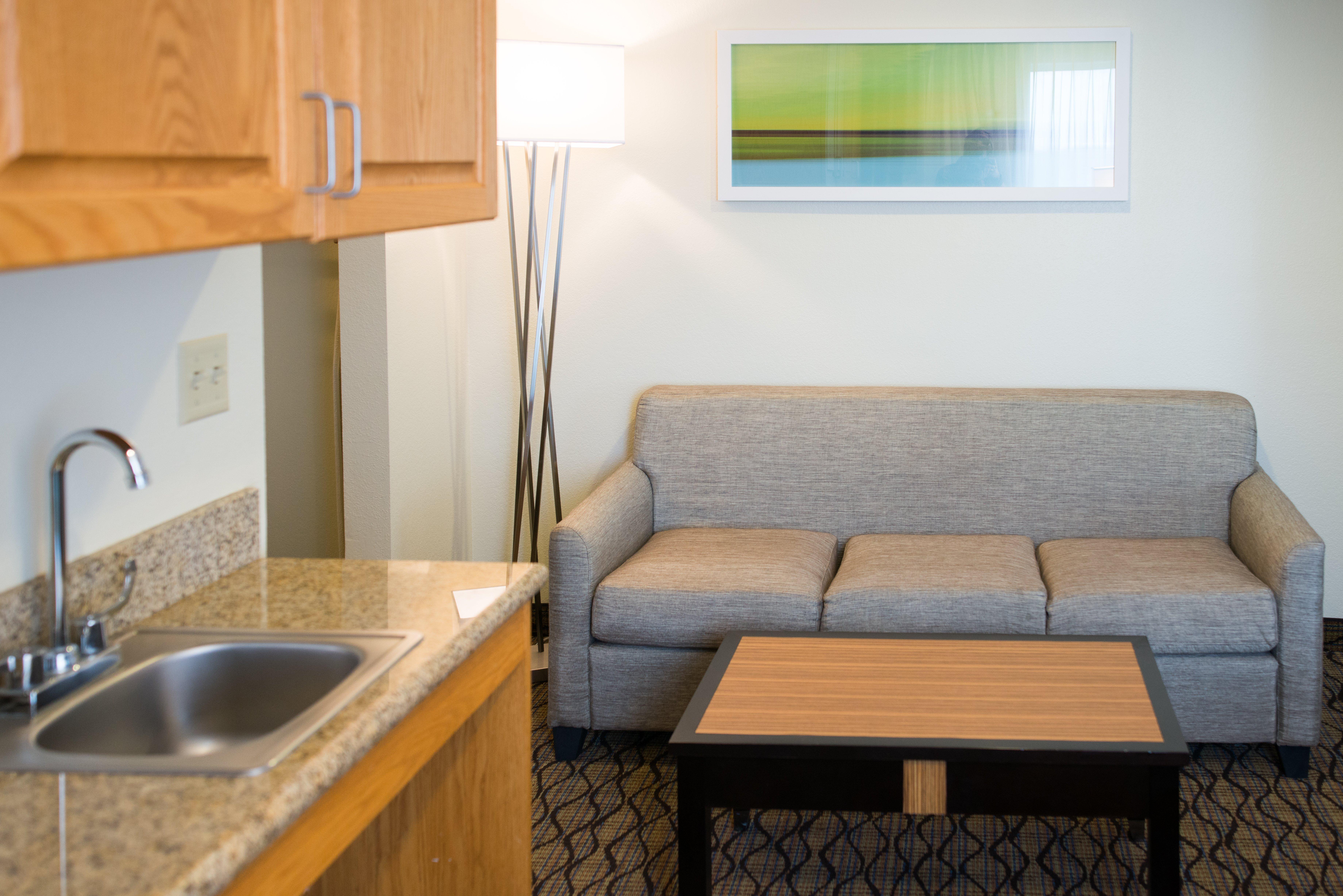 Holiday Inn Express Hotel & Suites Chanhassen By Ihg Exteriör bild