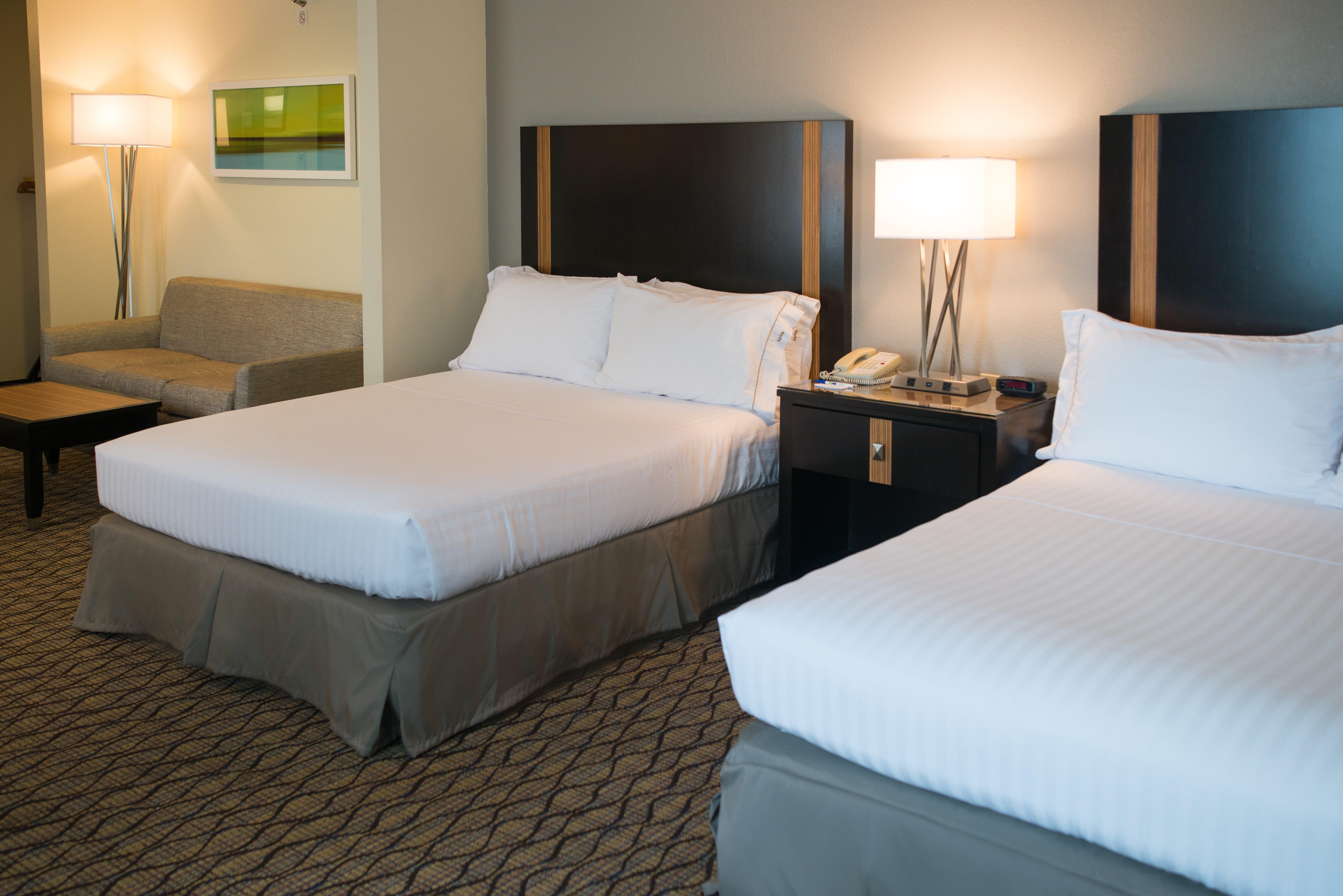 Holiday Inn Express Hotel & Suites Chanhassen By Ihg Exteriör bild