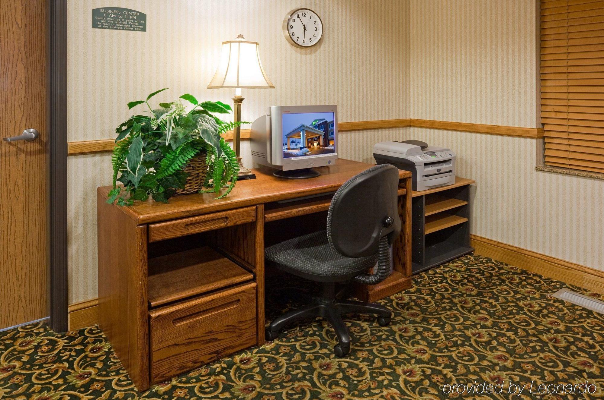 Holiday Inn Express Hotel & Suites Chanhassen By Ihg Bekvämligheter bild