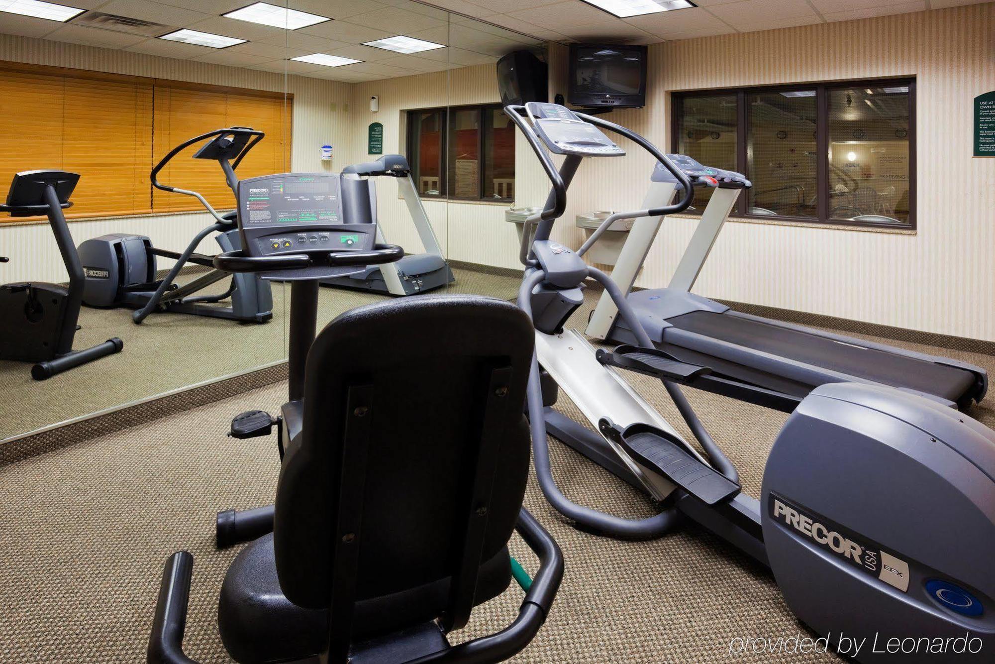 Holiday Inn Express Hotel & Suites Chanhassen By Ihg Exteriör bild