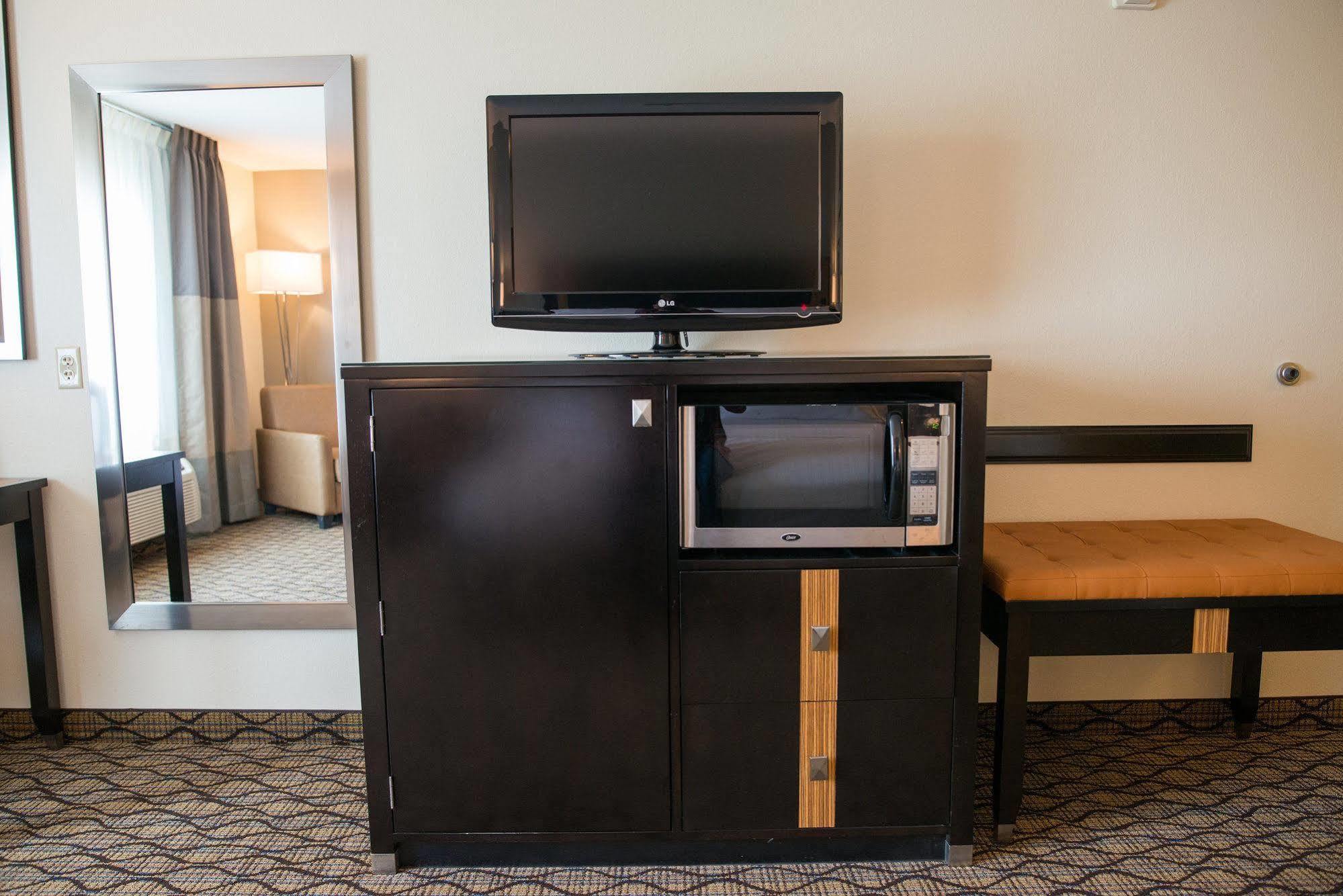 Holiday Inn Express Hotel & Suites Chanhassen By Ihg Exteriör bild